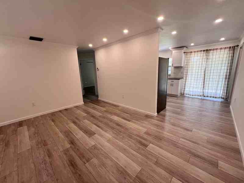 3339 Van Nuys Loop - Photo 7 of 9