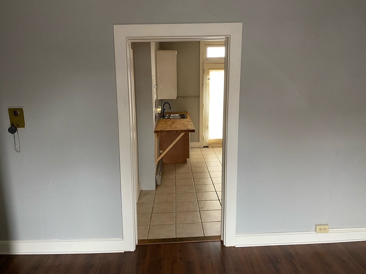 707 N 2nd St #5 - Photo 2 of 11