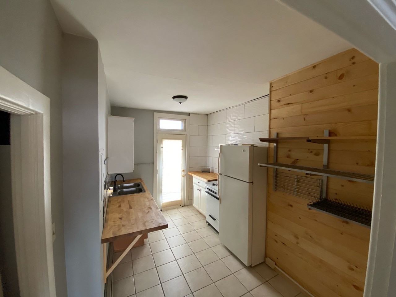 707 N 2nd St #5 - Photo 4 of 11
