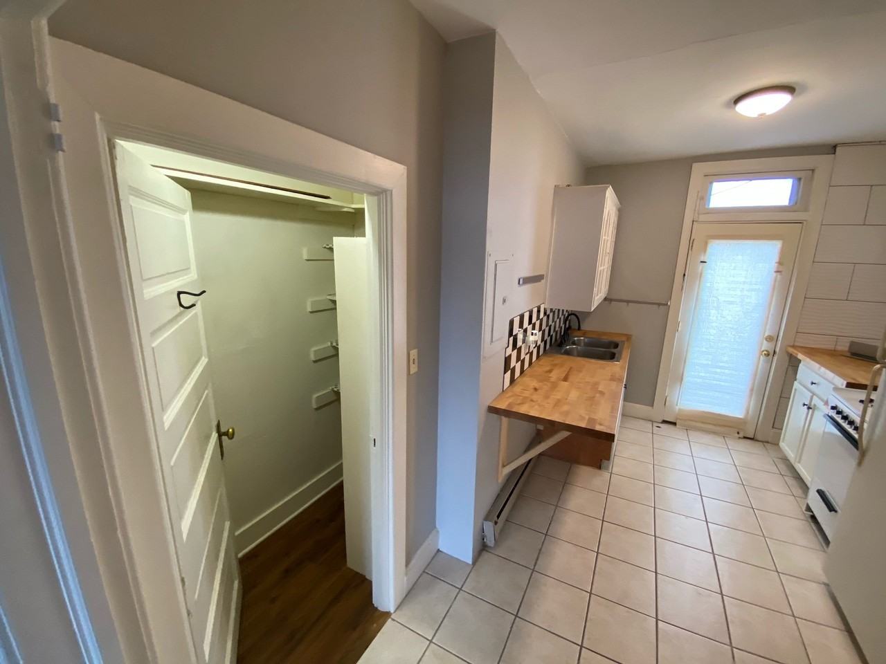 707 N 2nd St #5 - Photo 5 of 11