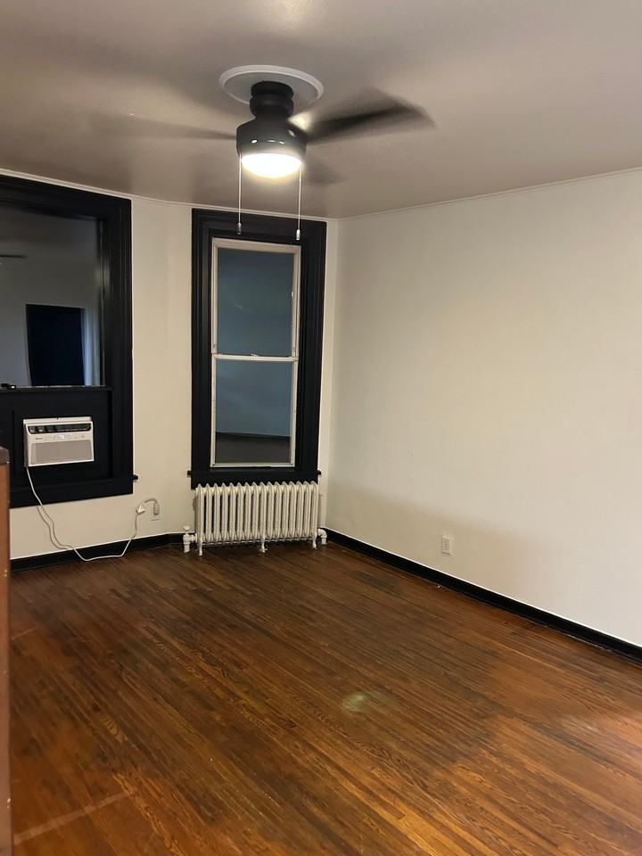 1616 N Vermilion St #1 - Photo 4 of 13