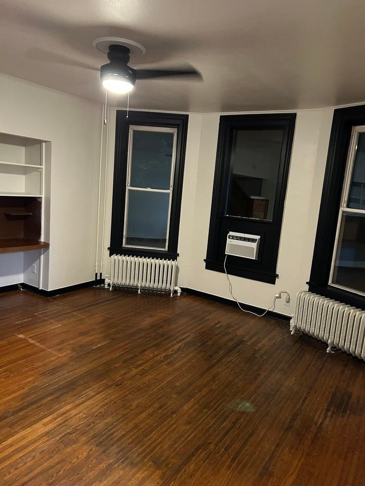 1616 N Vermilion St #1 - Photo 5 of 13