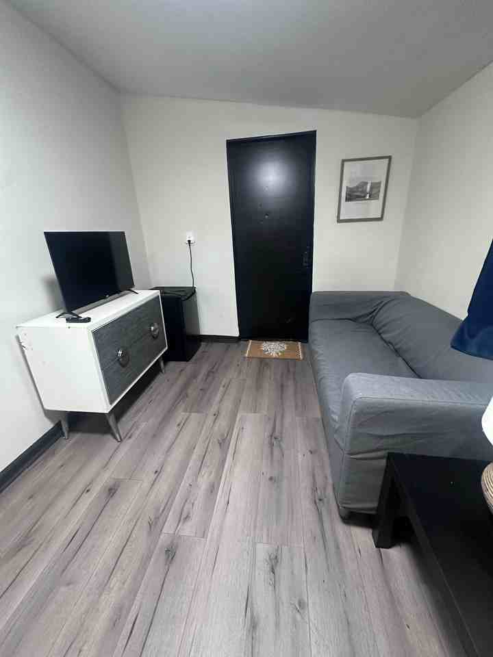 8328 Cristobal Cir - Photo 6 of 10