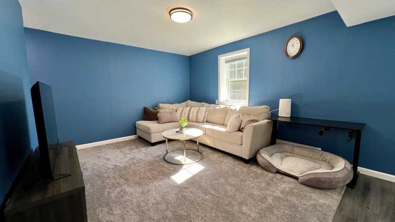 58 Dartmouth Dr #B - Photo 7 of 14