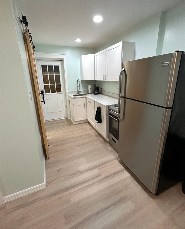 5239 6th Ave N #B - Photo 5 of 10
