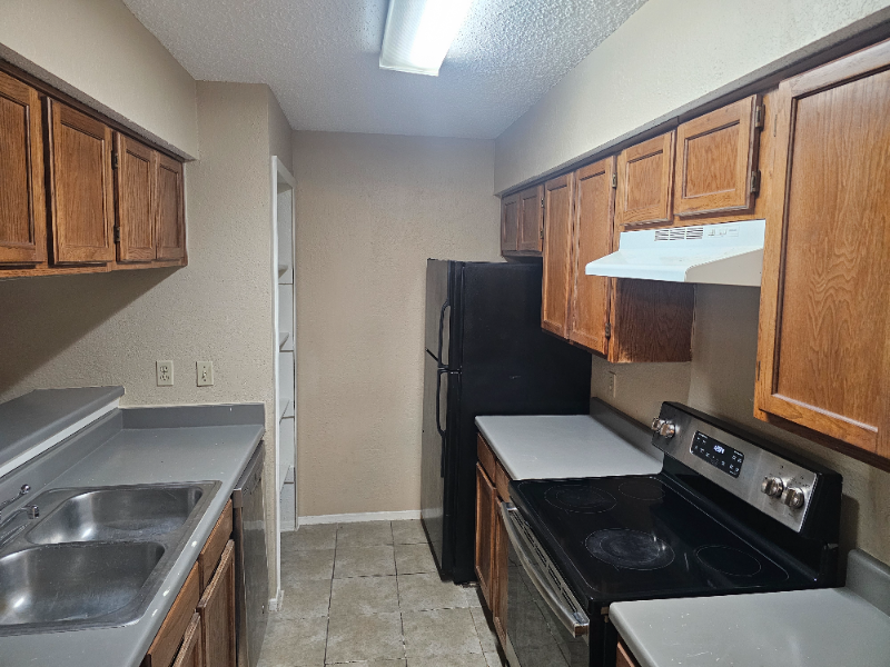 9605 Walnut St #12105 - Photo 5 of 8
