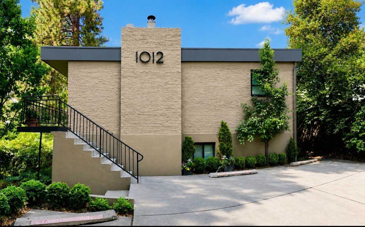 1012 W 9th Ave #3