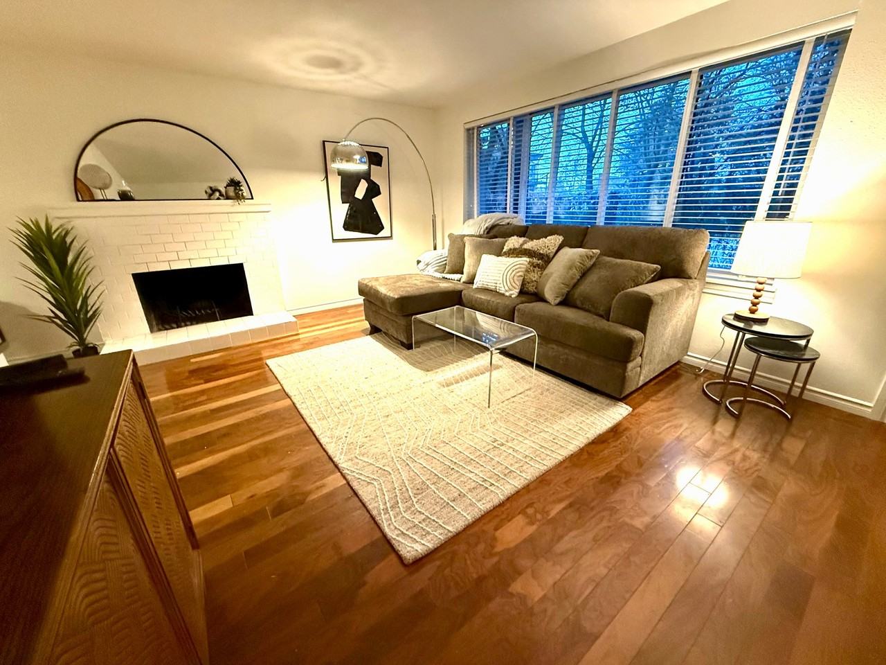 1012 W 9th Ave #3 - Photo 4 of 9