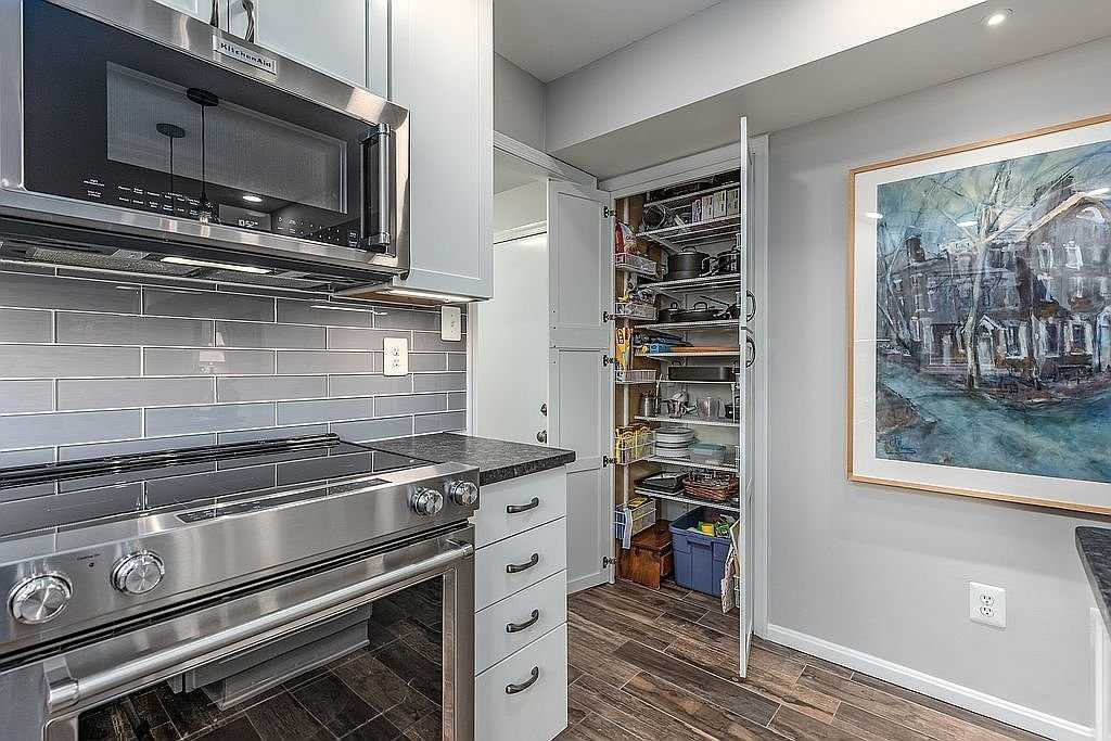 9551 Pine Cluster Cir - Photo 6 of 15