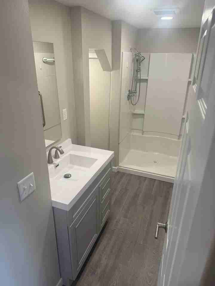 1015 Benton Ave E - Photo 3 of 7