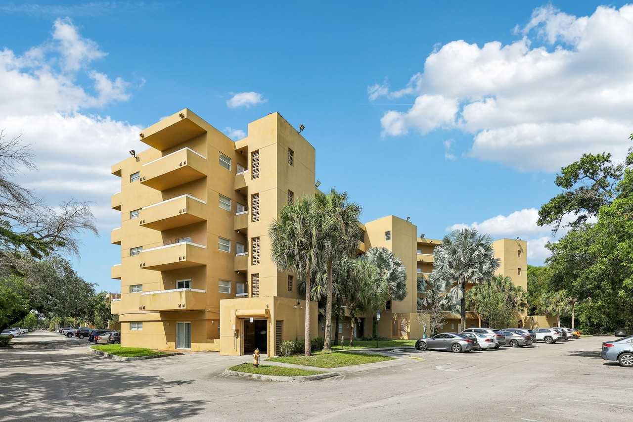 4147 Live Oak - Photo 5 of 50