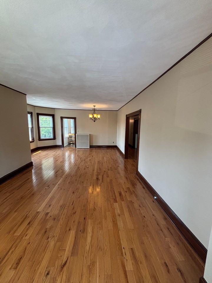 10 Davis St #2 - Photo 3 of 18
