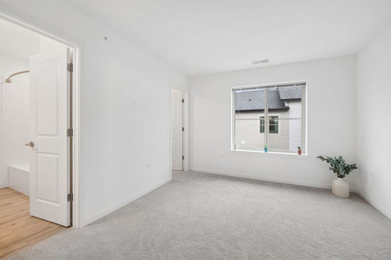 Waverly Creek Townhomes - Photo 5 of 28