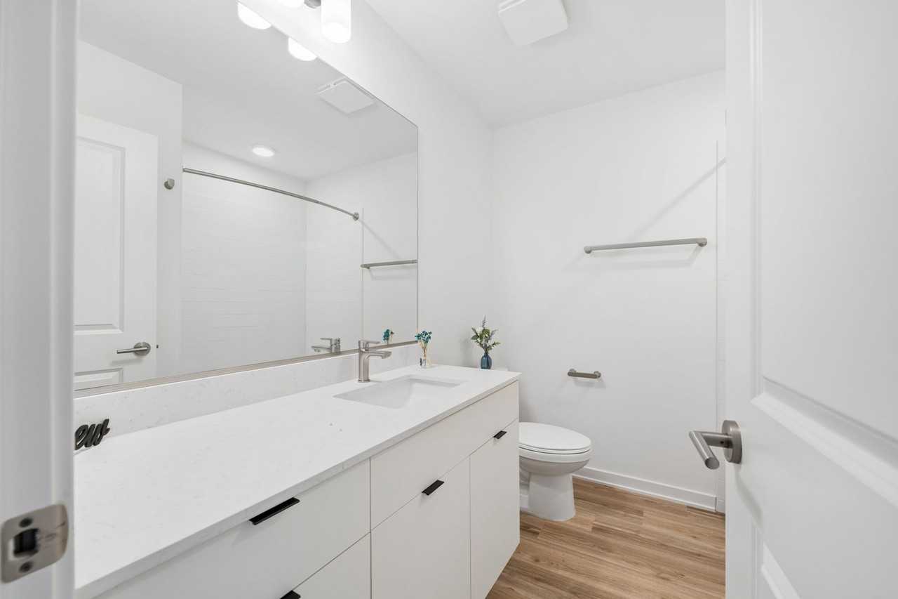 Waverly Creek Townhomes - Photo 6 of 28