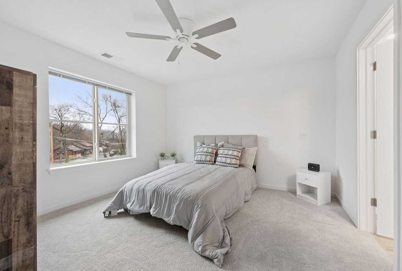 Waverly Creek Townhomes - Photo 7 of 28