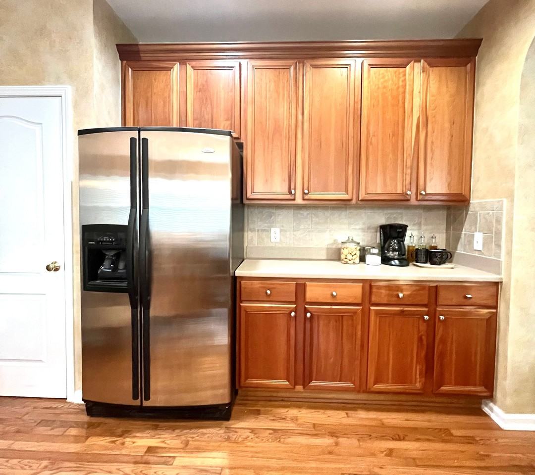 1105 Goldenview Ct - Photo 3 of 20