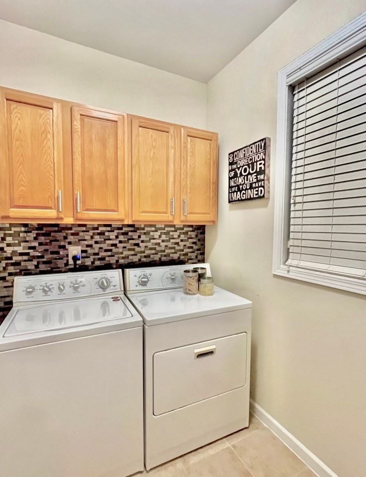 1105 Goldenview Ct - Photo 6 of 20