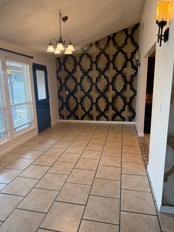 4507 Irwin Ct - Photo 3 of 7