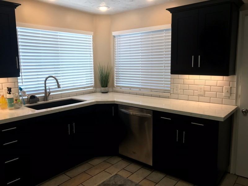 1228 E Lorraine Dr - Photo 5 of 10