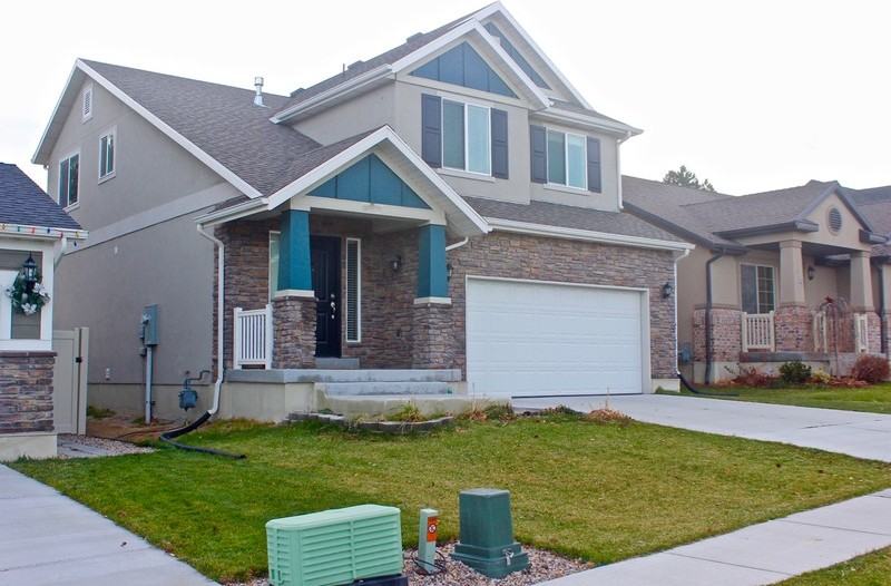2787 W Harker View Ln - Photo 2 of 32