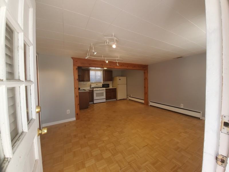 1727 E Ramona Ave #B - Photo 3 of 13