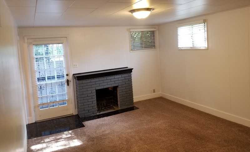1869 S St #B - Photo 3 of 10