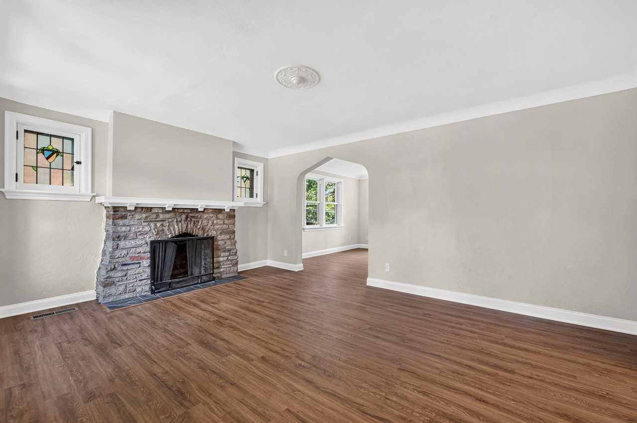 7310 Drexel Dr - Photo 2 of 26
