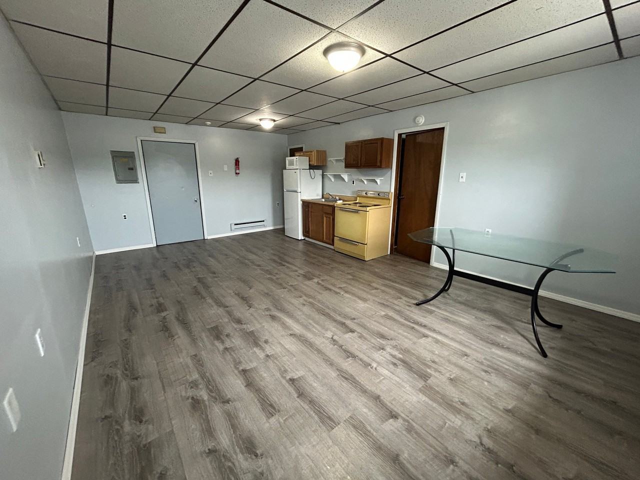 131 Wood St #301 - Photo 3 of 8