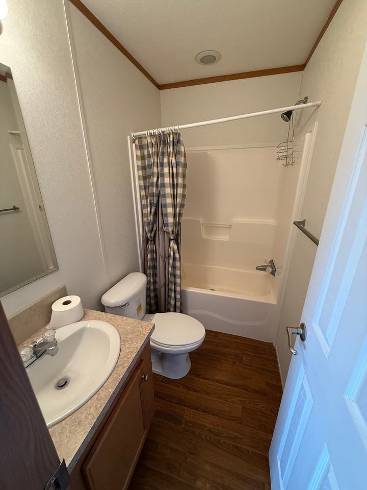 220 Treasure Ln - Photo 6 of 9
