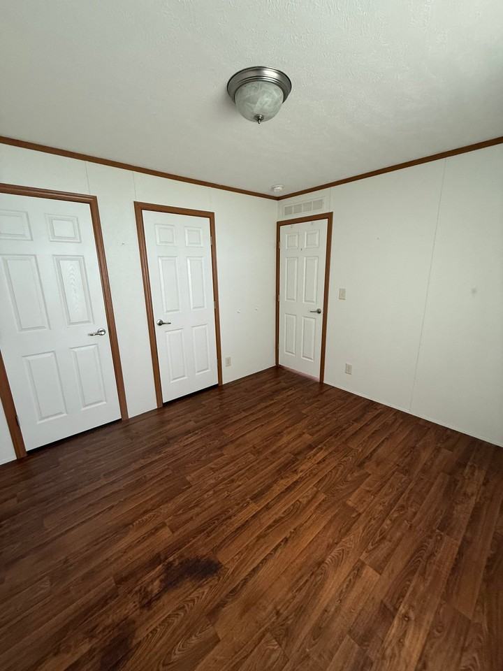 220 Treasure Ln - Photo 7 of 9
