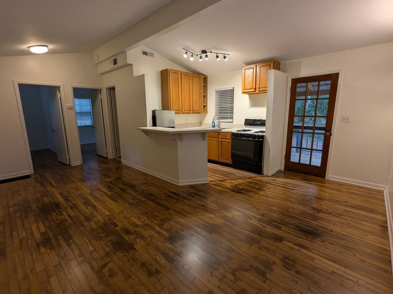 104 Nw 23rd Dr - Photo 6 of 10