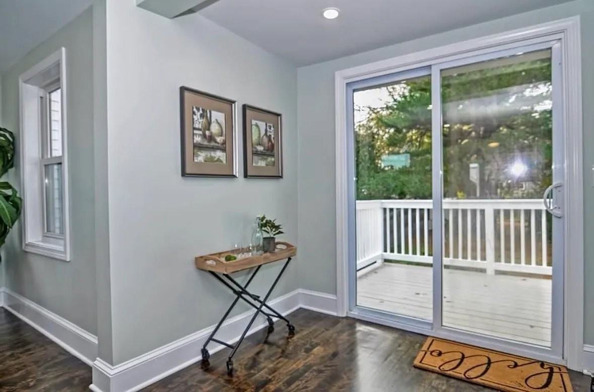 65 Brentwood St - Photo 7 of 20