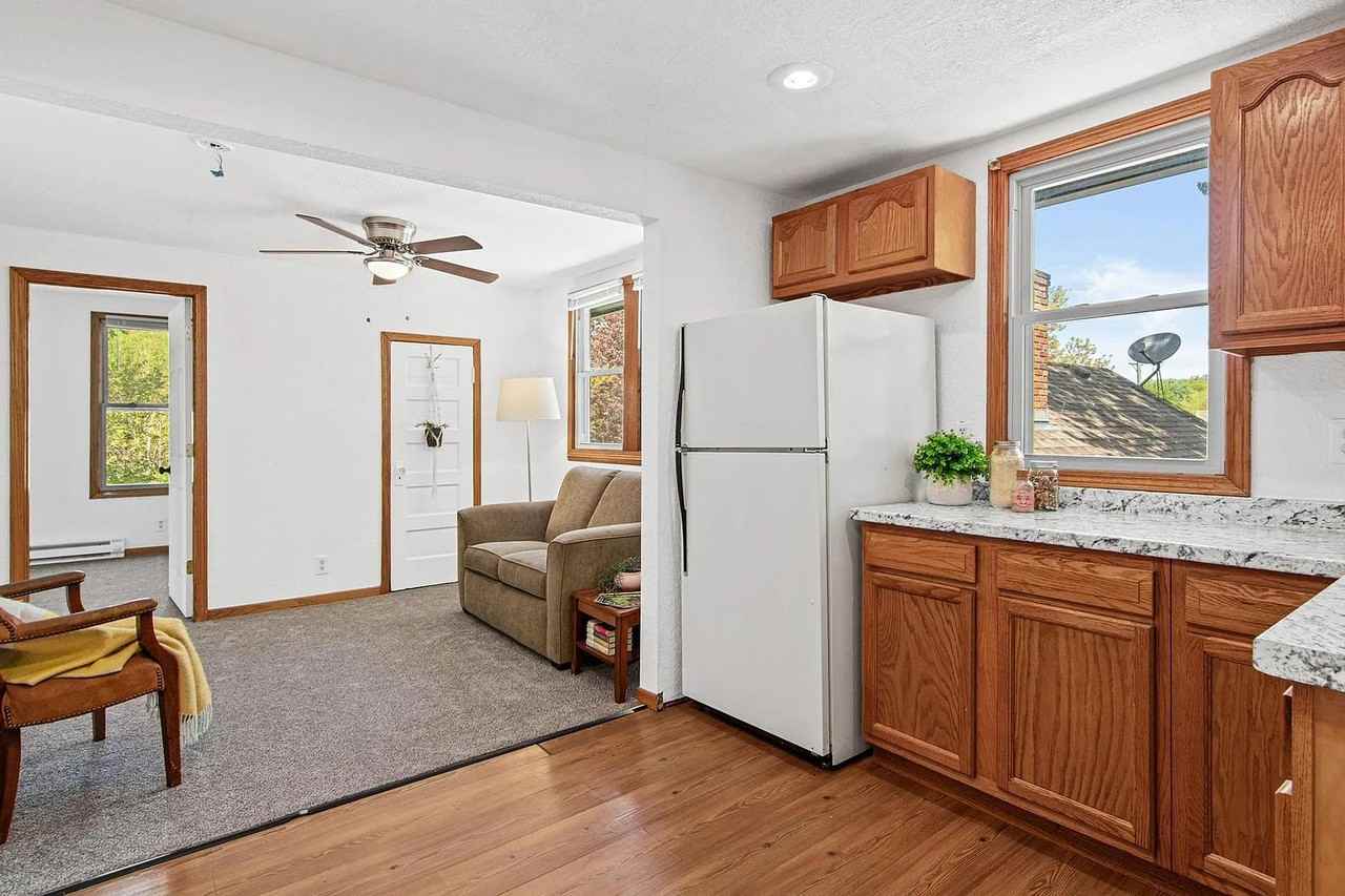 3236 James Ave N #2 - Photo 4 of 17