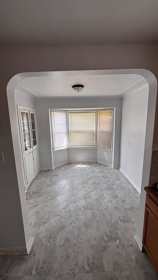14823 Kilbourne St - Photo 4 of 8