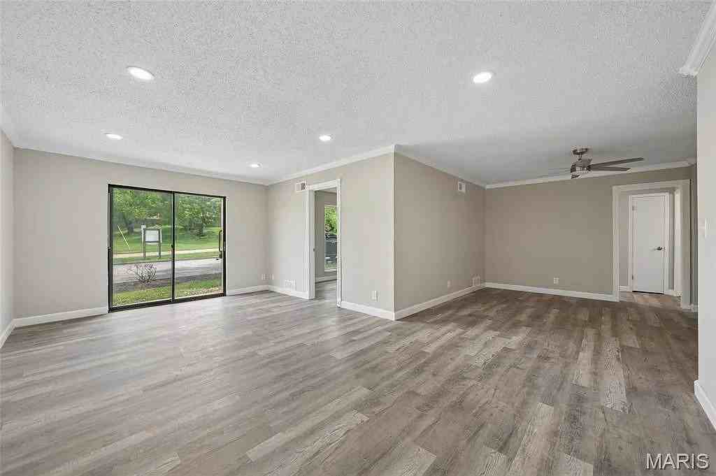 1279 Guelbreth Ln #207 - Photo 3 of 20