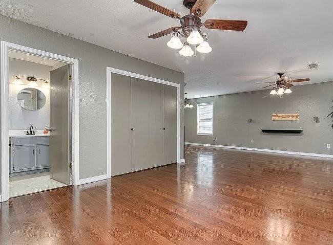 119 Marimba St - Photo 3 of 14