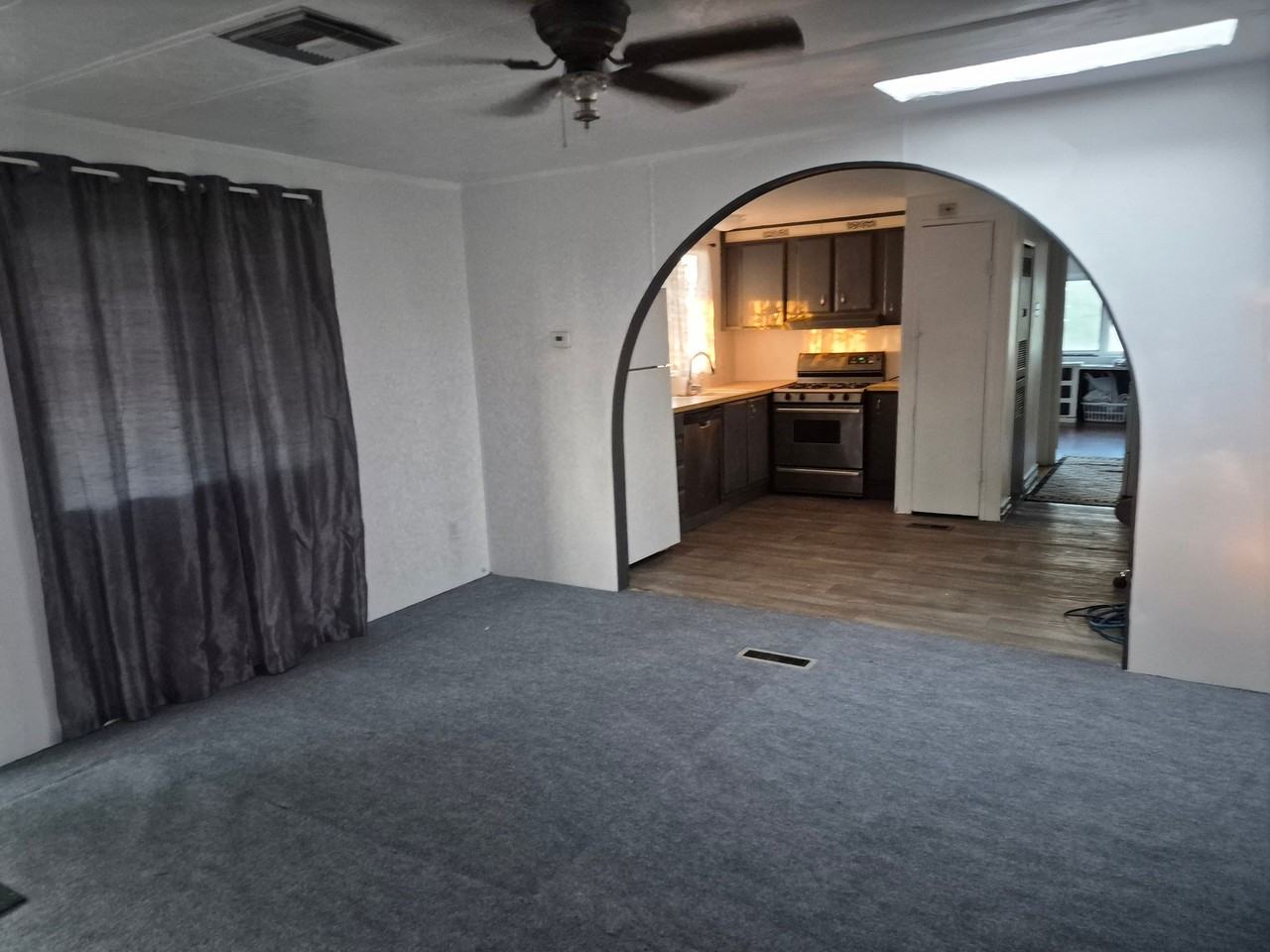 5422 N Royal Palm Dr #1 - Photo 4 of 10