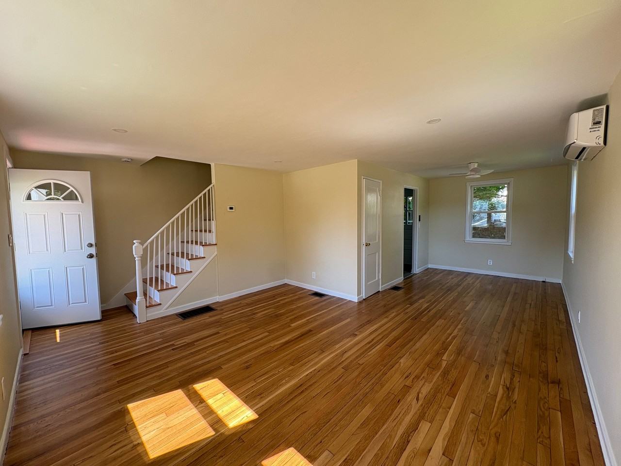 1 Shangri La Ln - Photo 2 of 7