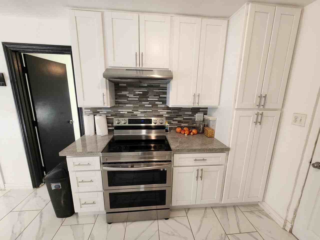 3518 W Lynwood St - Photo 4 of 5
