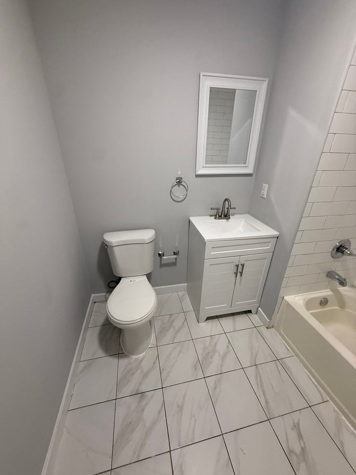47 12th Ave #402 - Photo 7 of 12