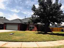 featured image of 715 E Forest Court Ln