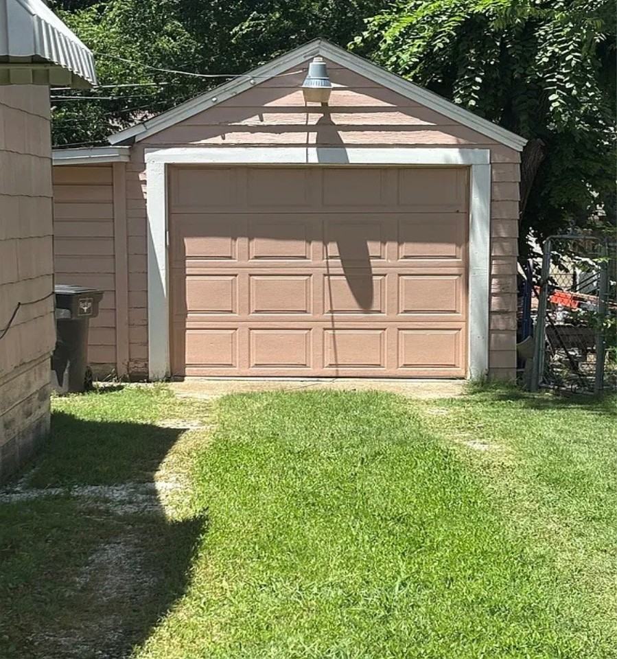 3624 Frazier Ave - Photo 2 of 12