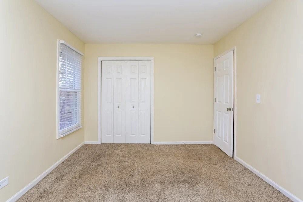 133 Mayfield Dr - Photo 2 of 9