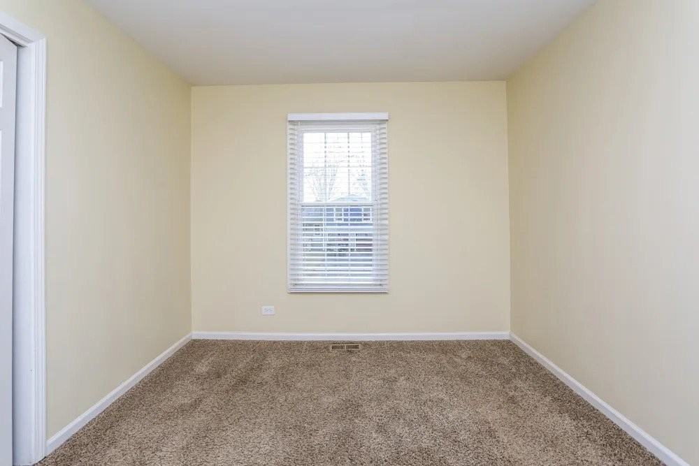133 Mayfield Dr - Photo 4 of 9