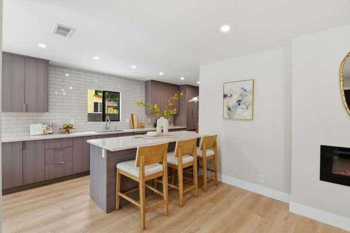 212 Winona Ave - Photo 6 of 20