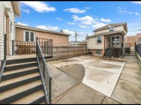 3841 S Lowe Ave #REAR - Photo 1 of 1