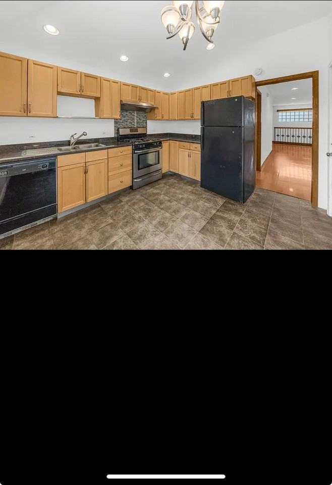 3841 S Lowe Ave #REAR - Photo 5 of 17
