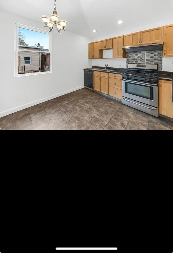 3841 S Lowe Ave #REAR - Photo 6 of 17