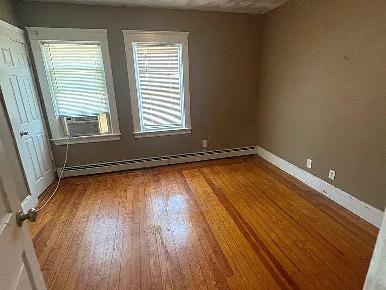 121 Stanwood St #3 - Photo 4 of 5