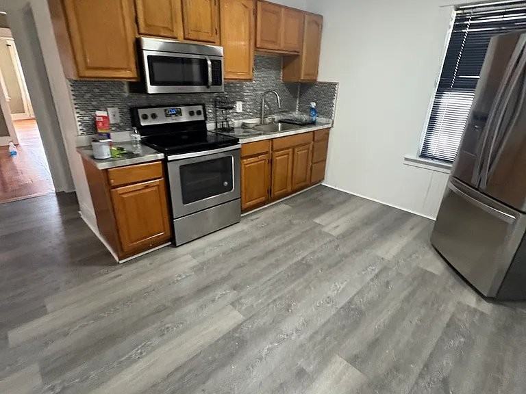 121 Stanwood St #3 - Photo 5 of 5